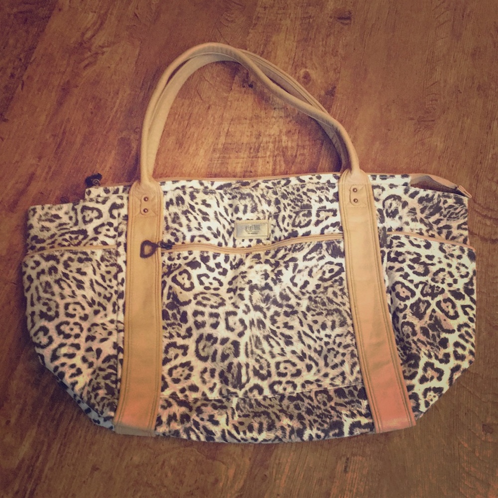 Gigi Hill weekender NWOT
